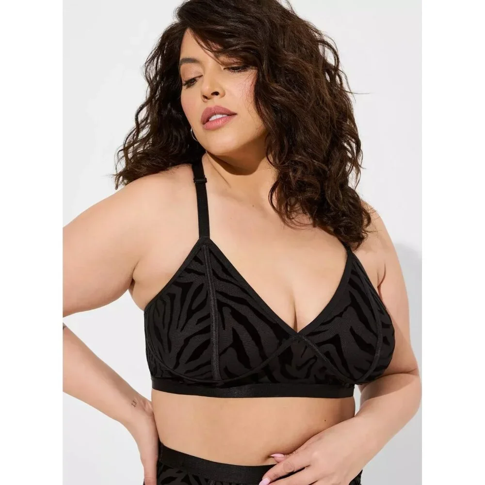 Torrid Flocked Mesh Bralette Triangle Cup Bralette Plus 2 (2X) Wireless